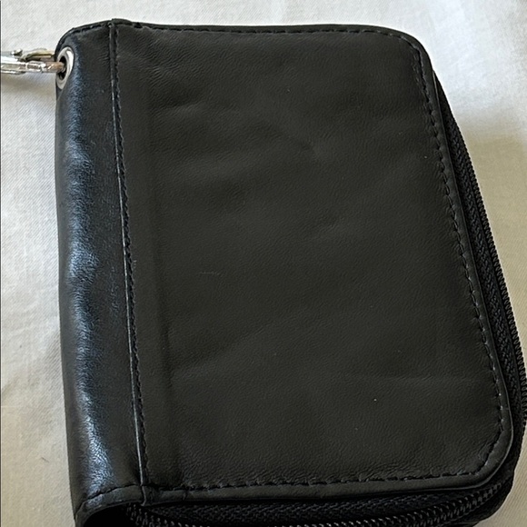 Chic Black Wristlet Clutch - Picture 6 of 8